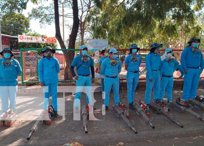 Jornada de fumigación y abatización en Managua