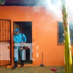 Barrio Nueva Nicaragua, Managua, en jornada de eliminación del zancudo Fumigación en el barrio Nueva Nicaragua, Managua