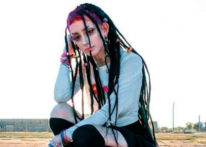 Fallece la cantante australiana y estrella de YouTube Lil Bo Weep