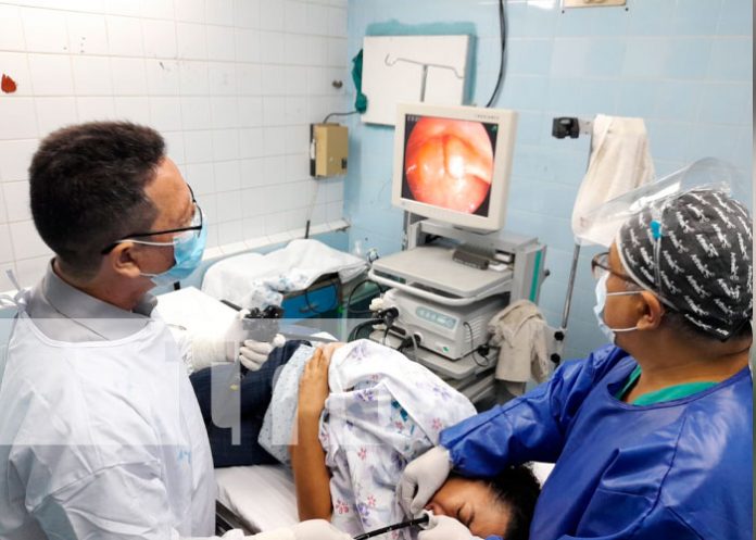 Hospital Lenin Fonseca en jornada de endoscopia en saludo al día de la mujer