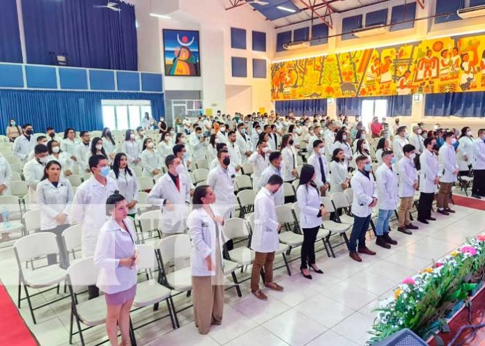 medico-matagalpa-11 Nuevos médicos que se gradúan en Matagalpa
