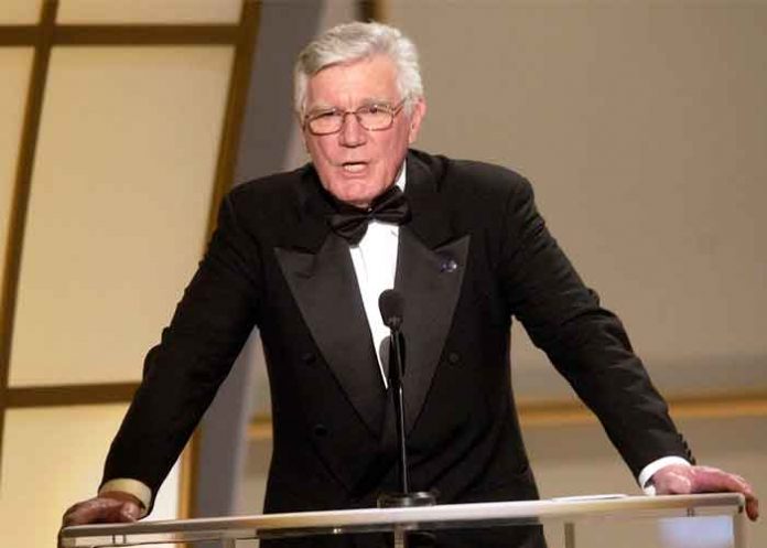 Fallece Mitchell Ryan, actor de Arma letal, a los 88 años