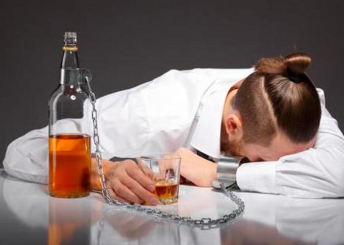 EE.UU: Muertes relacionadas con el alcohol subieron durante la pandemia