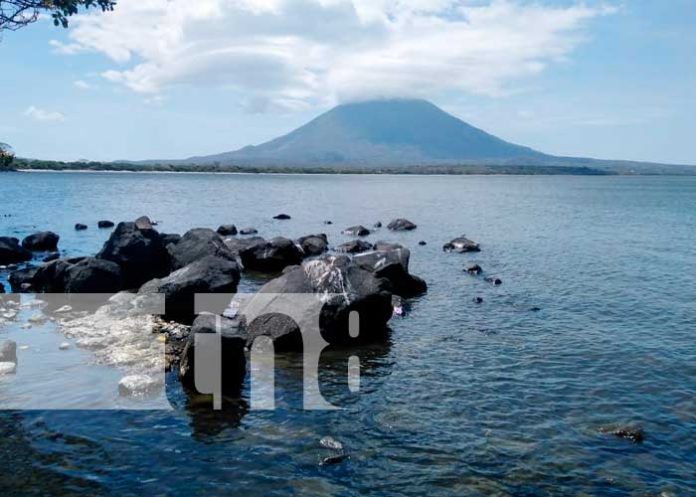 Vista del Lago Cocibolca desde la Isla de Ometepe