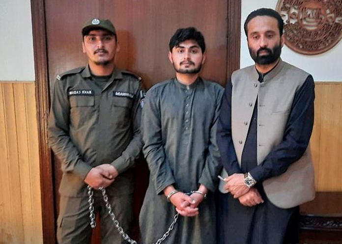 pakistan4 Mató a disparos a su hija porque “prefería un niño” en Pakistán