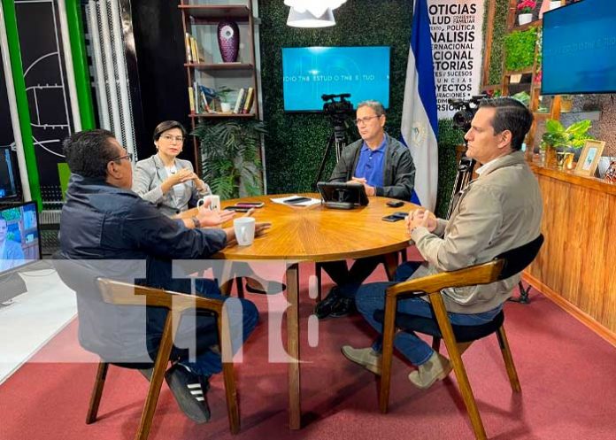 Estudio TN8 expone el tema del Día Nacional del Periodismo en Nicaragua