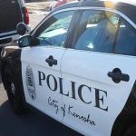 Video muestra a policía arrodillado sobre el cuello de una niña en Wisconsin