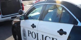 Video muestra a policía arrodillado sobre el cuello de una niña en Wisconsin