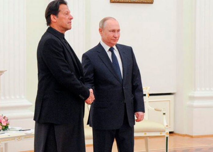 Pakistán firmó acuerdo con Rusia para comprar gas natural y trigo