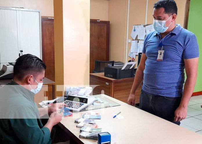 Pago de salario de marzo a trabajadores del Estado de Nicaragua