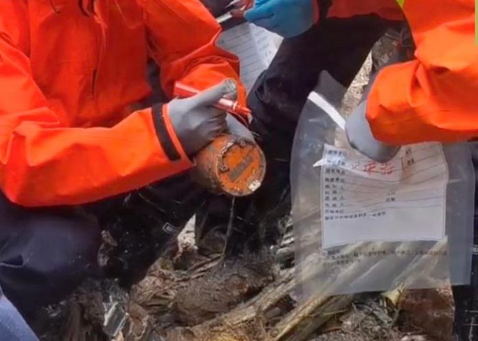segunda-caja- Hallan segunda caja negra de avión accidentando en China
