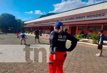 Tarde deportiva con nuevos bomberos en Managua