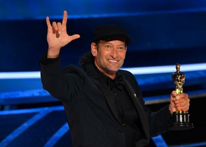 Troy Kotsur, el primer actor sordo en ganar un premio Oscar