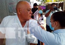 Familias del barrio Concepción de María, en Managua, reciben vacunas Jornada de vacunación en Managua