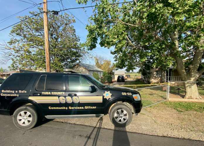 1 Mujer es acusada de ahogar a sus dos niños en la bañera de su casa en Yuba.