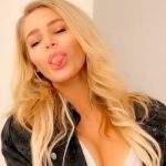 Courtney Clenney estrella de OnlyFans arrestada por asesinato de su novio.