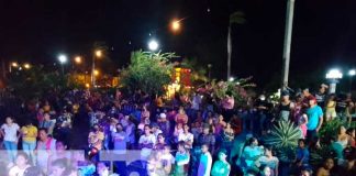 El Rey del Chinamo prendió el verano en el puerto turístico de Granada
