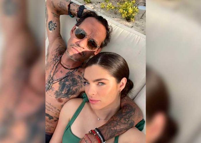 Marc Anthony y Nadia Ferreira en República Dominicana