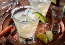 Niños beben tequila en la hora de la merienda en escuela de Michigan Niños beben tequila en la hora de la merienda en escuela de Michigan