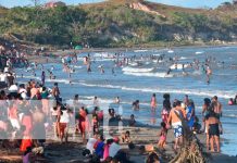 Gran afluencia de veraneantes en la playa La Bocana de Bilwi Gran afluencia de veraneantes en la playa La Bocana de Bilwi
