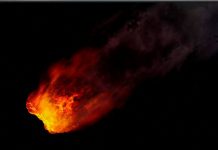 Video: Bolas de fuego que iluminan el cielo causan alarma en Brasil Bolas de fuego que iluminan el cielo causan alarma en Brasil