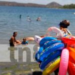 Familias disfrutan de un “chapuzón” en el centro turístico Xiloá Ciudadanos del país visitaron el balneario de Xiloá