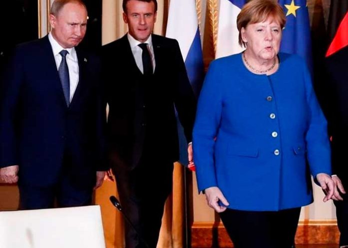 La UE pretende mantener comunicación con Rusia