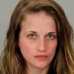 Sentenciada a 35 años de prisión por asesinar a dos personas en Oregón