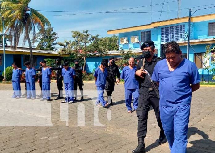1 Policía pone tras las rejas a ocho sujetos en Masaya