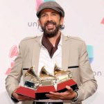 Juan Luis Guerra delicado de salud tras dar positivo al Covid-19 Juan Luis Guerra delicado de salud tras dar positivo al Covid-19