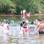Miles de veraneantes abarrotaron los ríos en el Triángulo Minero