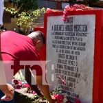 Una flor para los Héroes y Mártires de Veracruz, León Se celebró el 42 aniversario de la gesta heroica en Veracruz, León