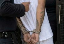 El Salvador aprueba la construcción de cárceles ante detenciones masivas