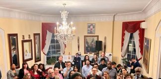 Celebran el "Arribo de Primavera" en Washington