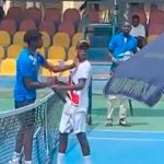 Tenista cachetea a su contrincante tras perder torneo de tenis Tenista cachetea a su contrincante tras perder torneo de tenis