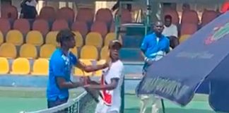 Tenista cachetea a su contrincante tras perder torneo de tenis