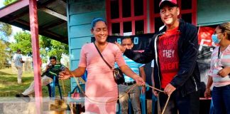 Mujeres de Bluefields recibieron bonos de cerdas