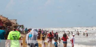 Playas del Bluff en Bluefields con buena afluencia de veraneantes