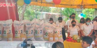 Estudiantes de Tipitapa reciben merienda escolar