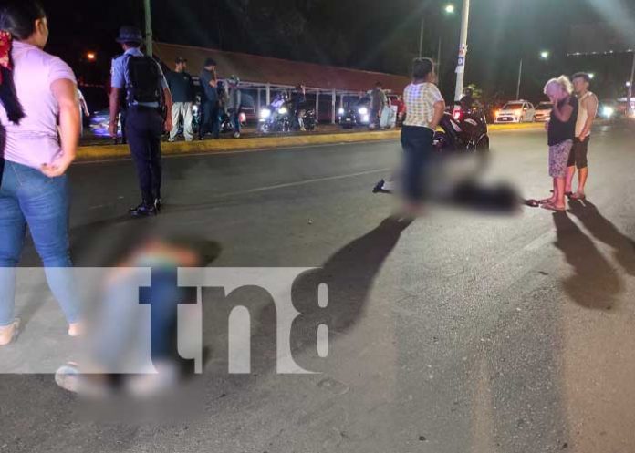 Pareja resultan lesionados tras sufrir fuerte accidente en Managua