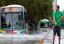 Familias en Argentina son evacuadas debido a corrientes fuertes de agua Argentina inundada por fuertes corrientes