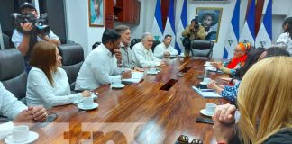 Canciller de Venezuela se reune con autoridades de la Asamblea Nacional de Nicaragua