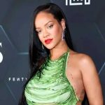 ¡Owww! Rihanna presume su embarazo en la portada Vogue ¡Owww! Rihanna presume su embarazo en la portada Vogue