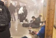 Identifican al sospechoso del mortal tiroteo en el metro de Nueva York