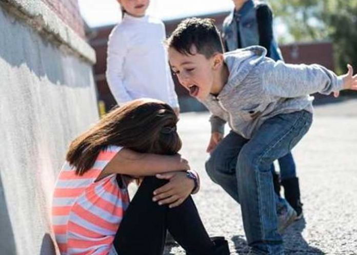 ¡Desgarrador clamor! Niña víctima de bullying: 