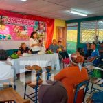 Ministra del MEFCCA acompaña a emprendedores del Caribe Norte Feria de emprendimiento con la titular del MEFCCA en el Caribe Norte