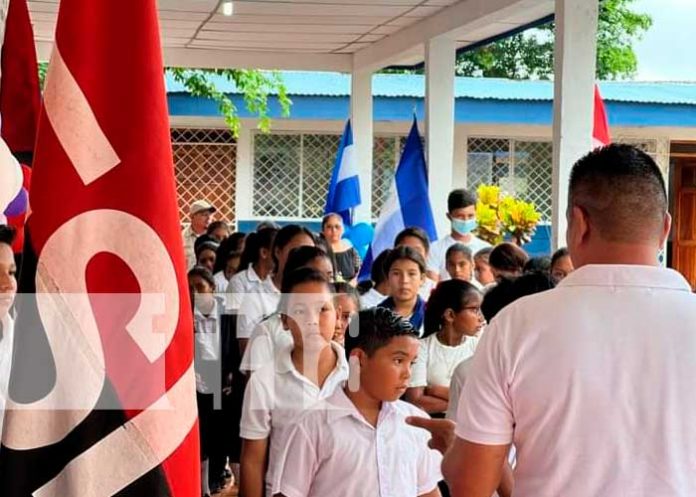 Inauguración de obras de mejoramiento en colegio de Río San Juan