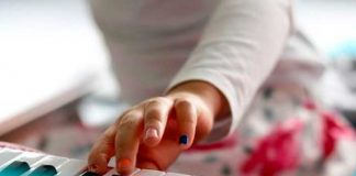 En Colombia: Mató a golpe a su hija por no aprender a tocar el piano