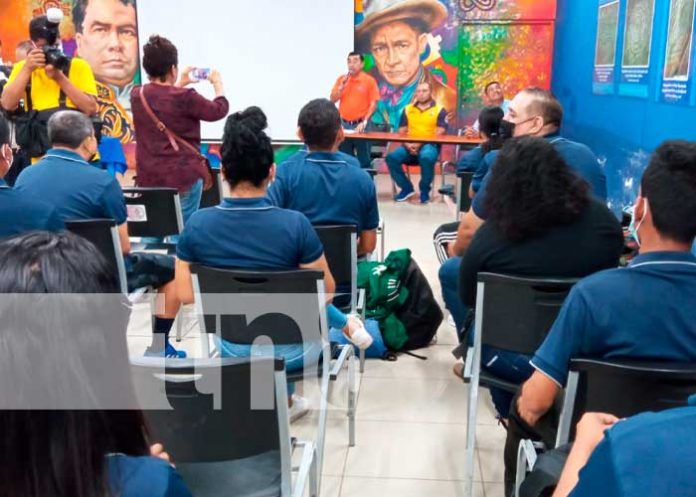 Instructores de deportes en Managua fortaleciendo capacidades