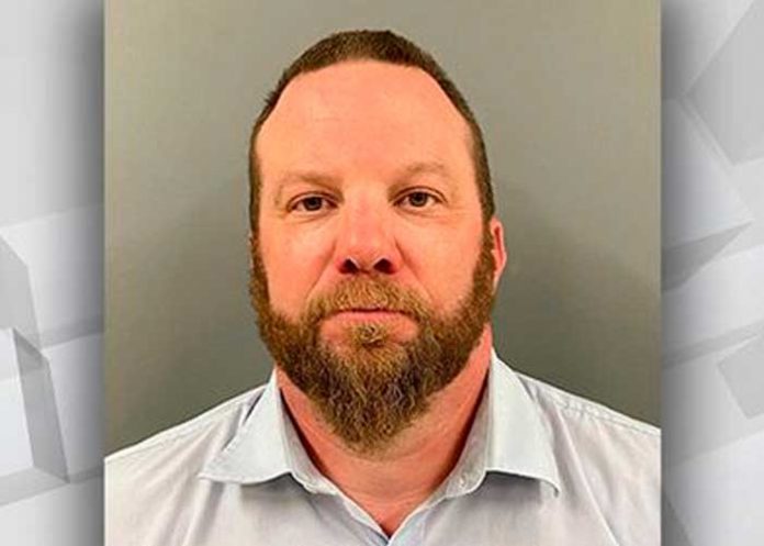 Profesor a la cárcel por tener material de abuso infantil en Estados Unidos